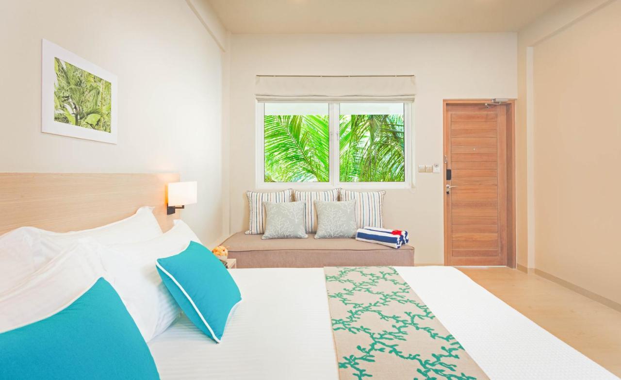Malahini Kuda Bandos Resort Hulhumale Bagian luar foto Deluxe Beach Villa