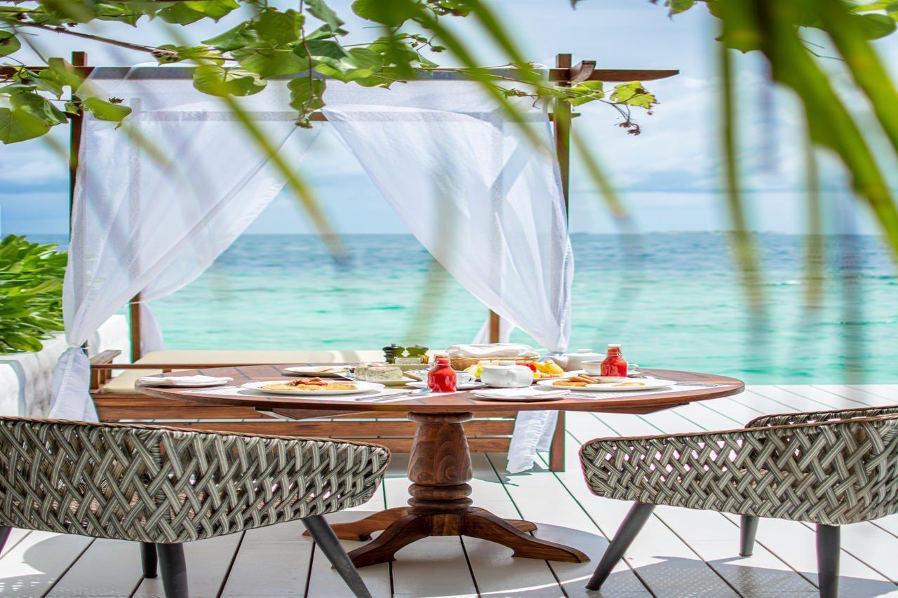 Malahini Kuda Bandos Resort Hulhumale Bagian luar foto The Beach Club