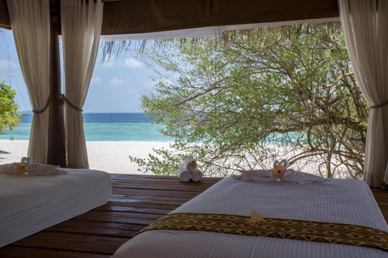 Malahini Kuda Bandos Resort Hulhumale Bagian luar foto Spa at the resort
