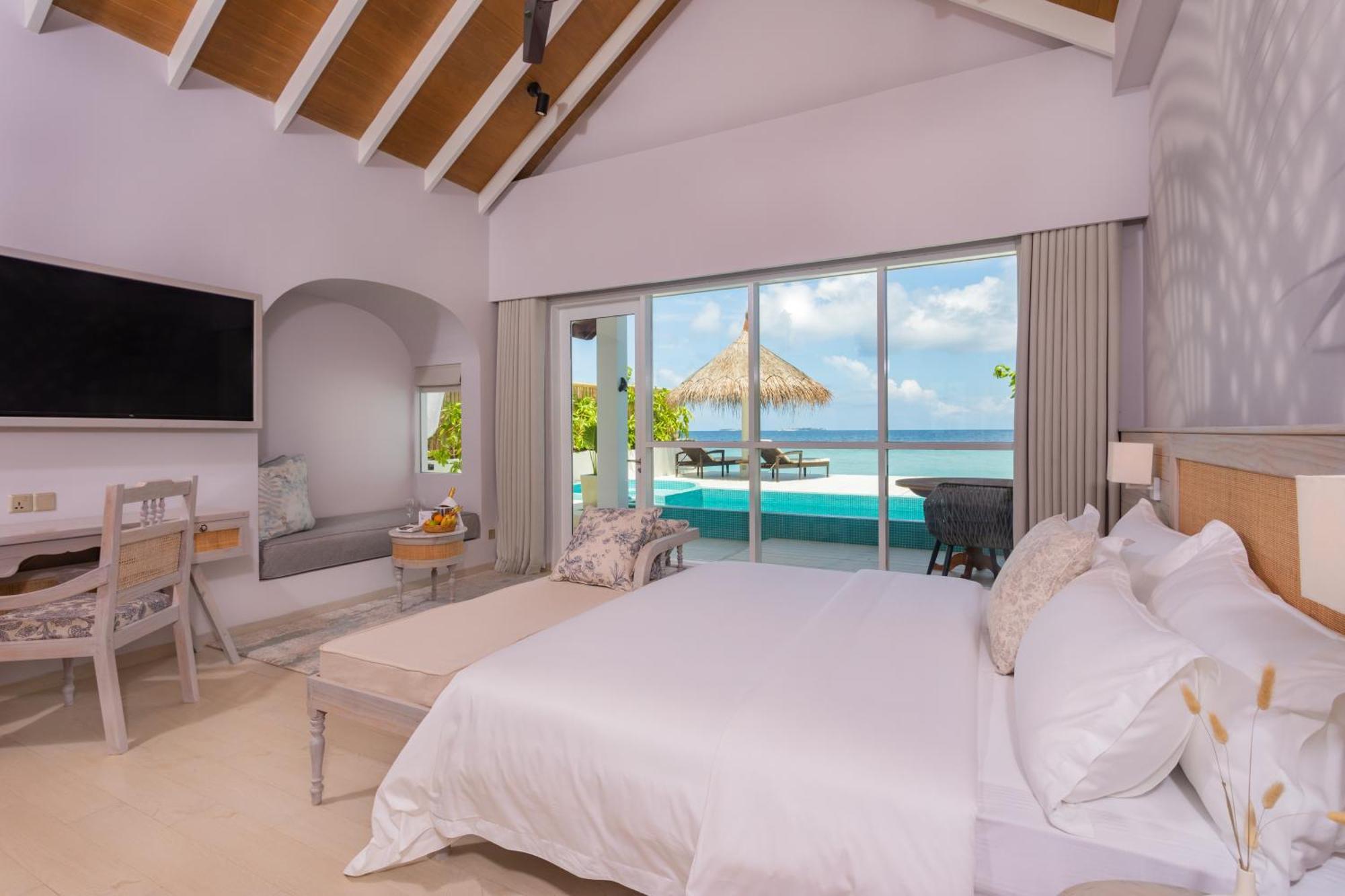 Malahini Kuda Bandos Resort Hulhumale Bagian luar foto